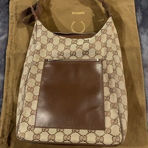 Gucci monogram GG supreme canvas hobo shoulder bag